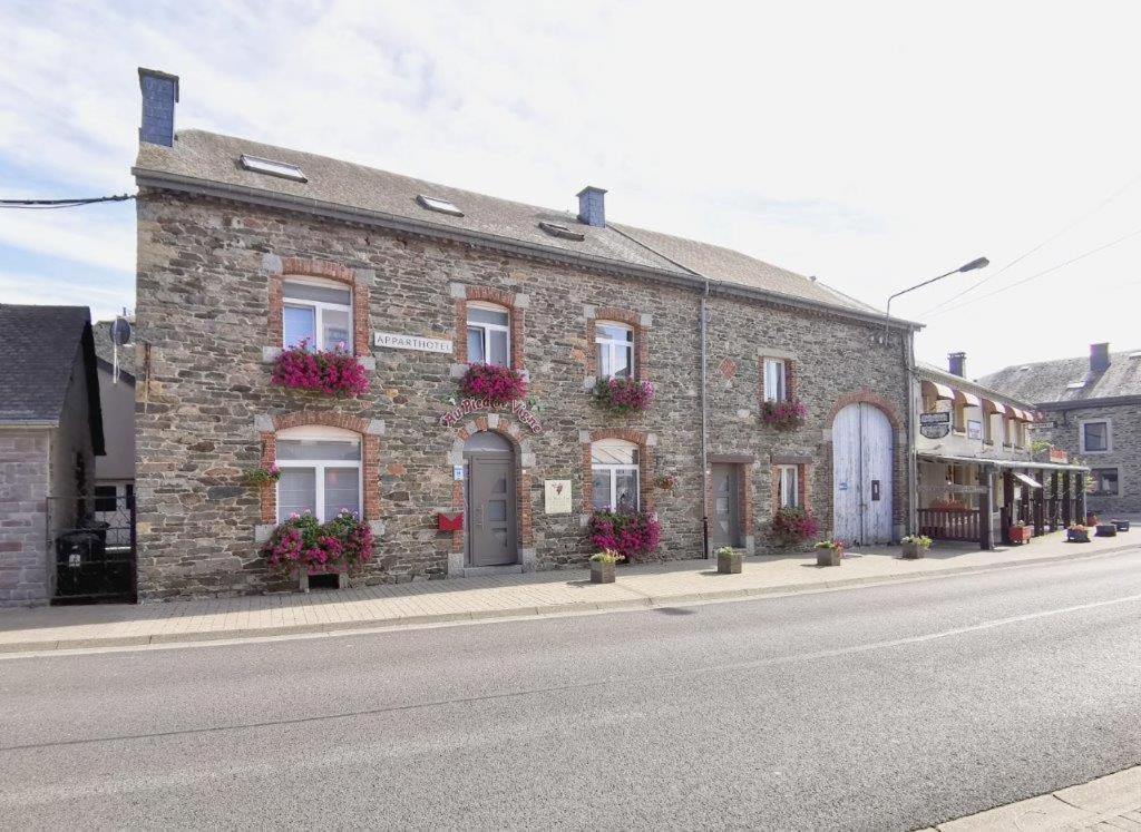Appart Hotel Au Pied De Vigne Врес-сюр-Сьомоа Екстериор снимка