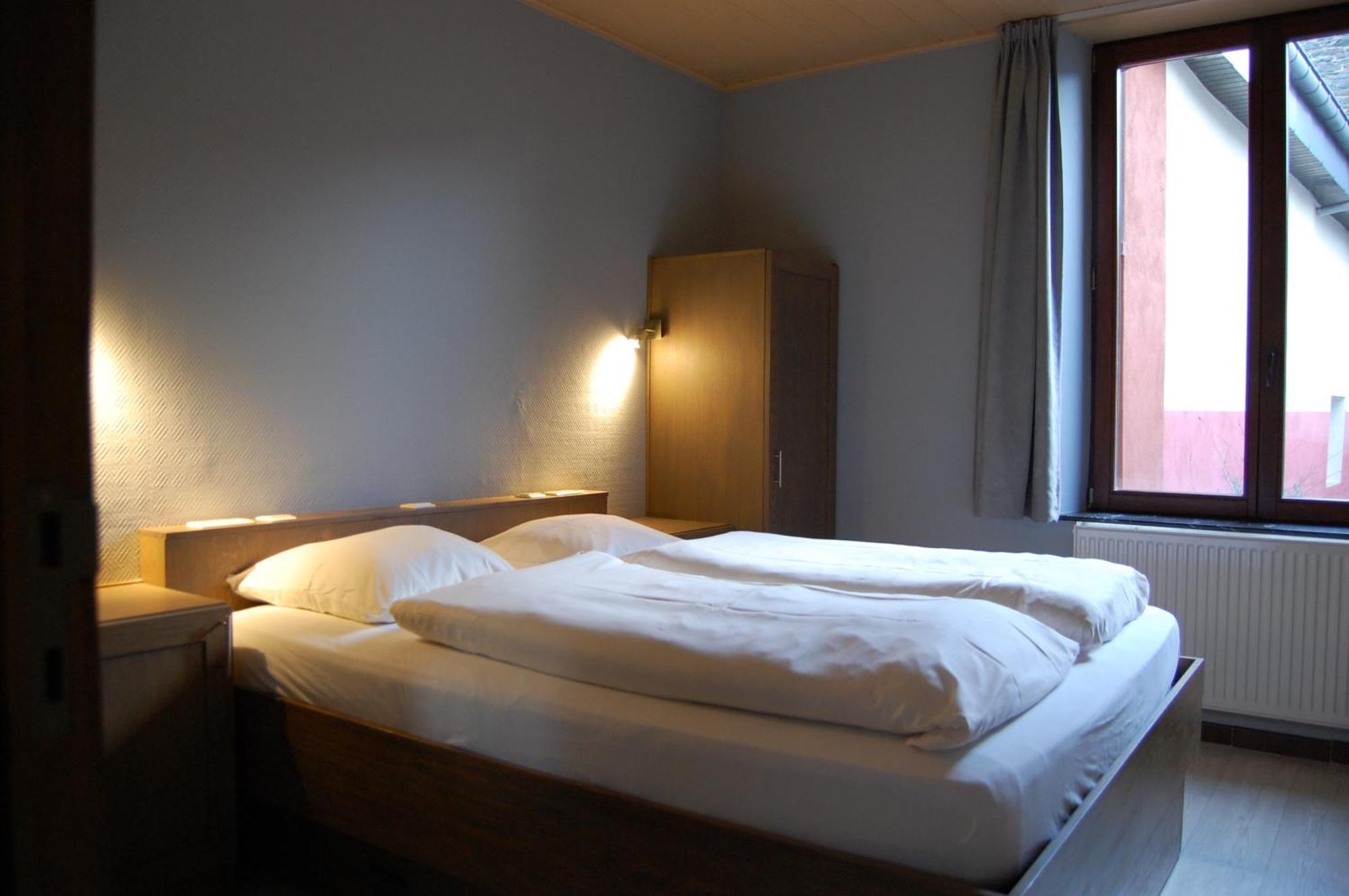 Appart Hotel Au Pied De Vigne Врес-сюр-Сьомоа Екстериор снимка