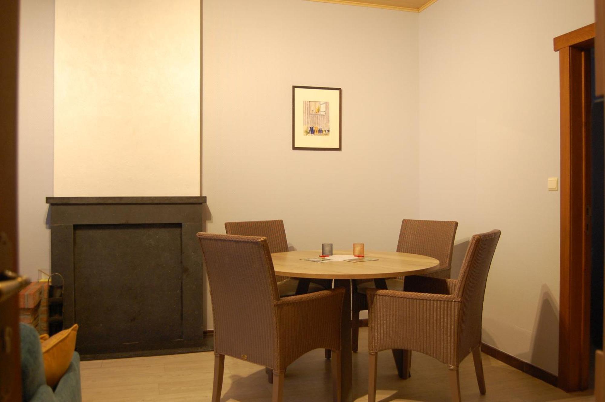 Appart Hotel Au Pied De Vigne Врес-сюр-Сьомоа Екстериор снимка