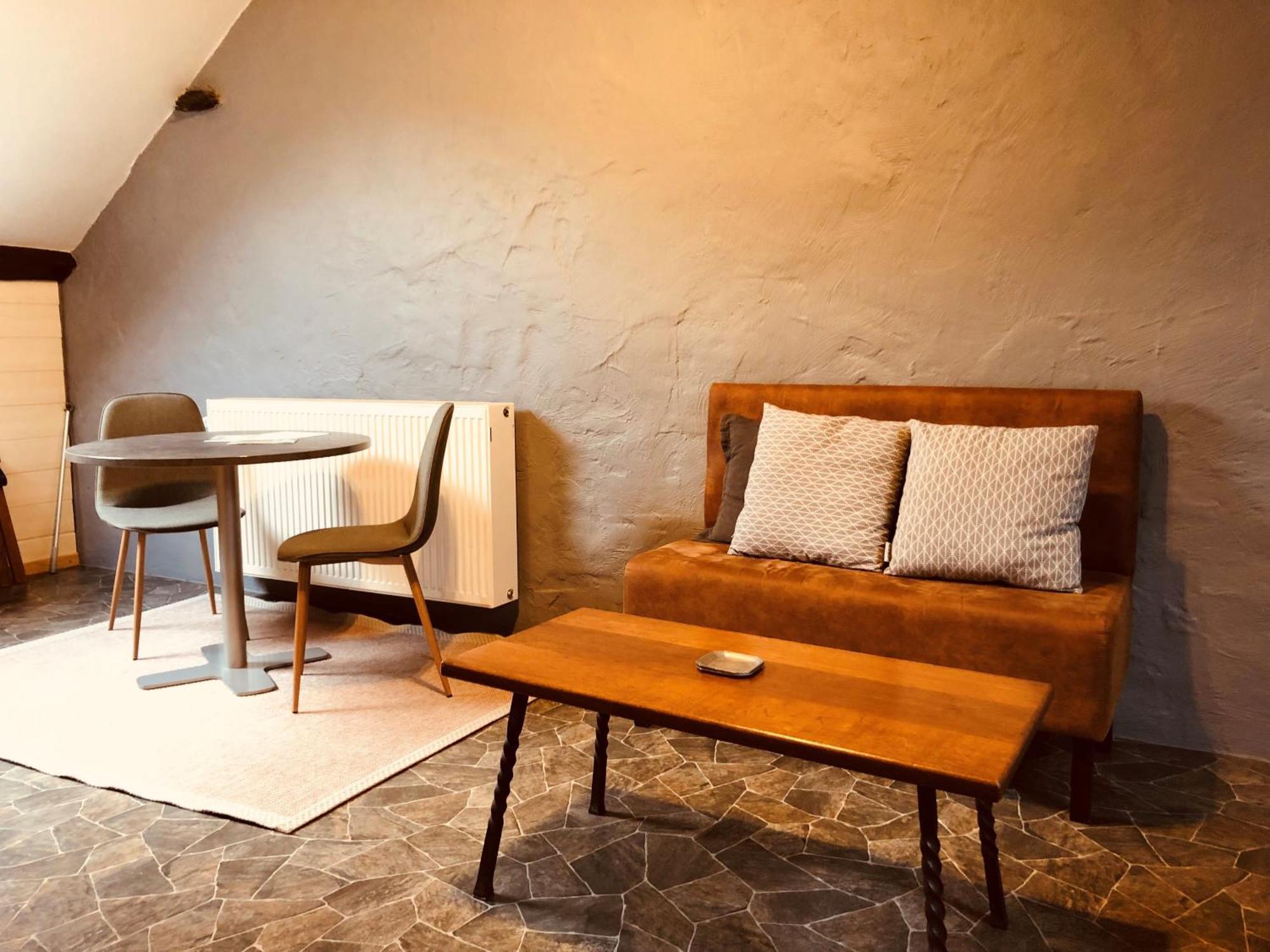 Appart Hotel Au Pied De Vigne Врес-сюр-Сьомоа Екстериор снимка